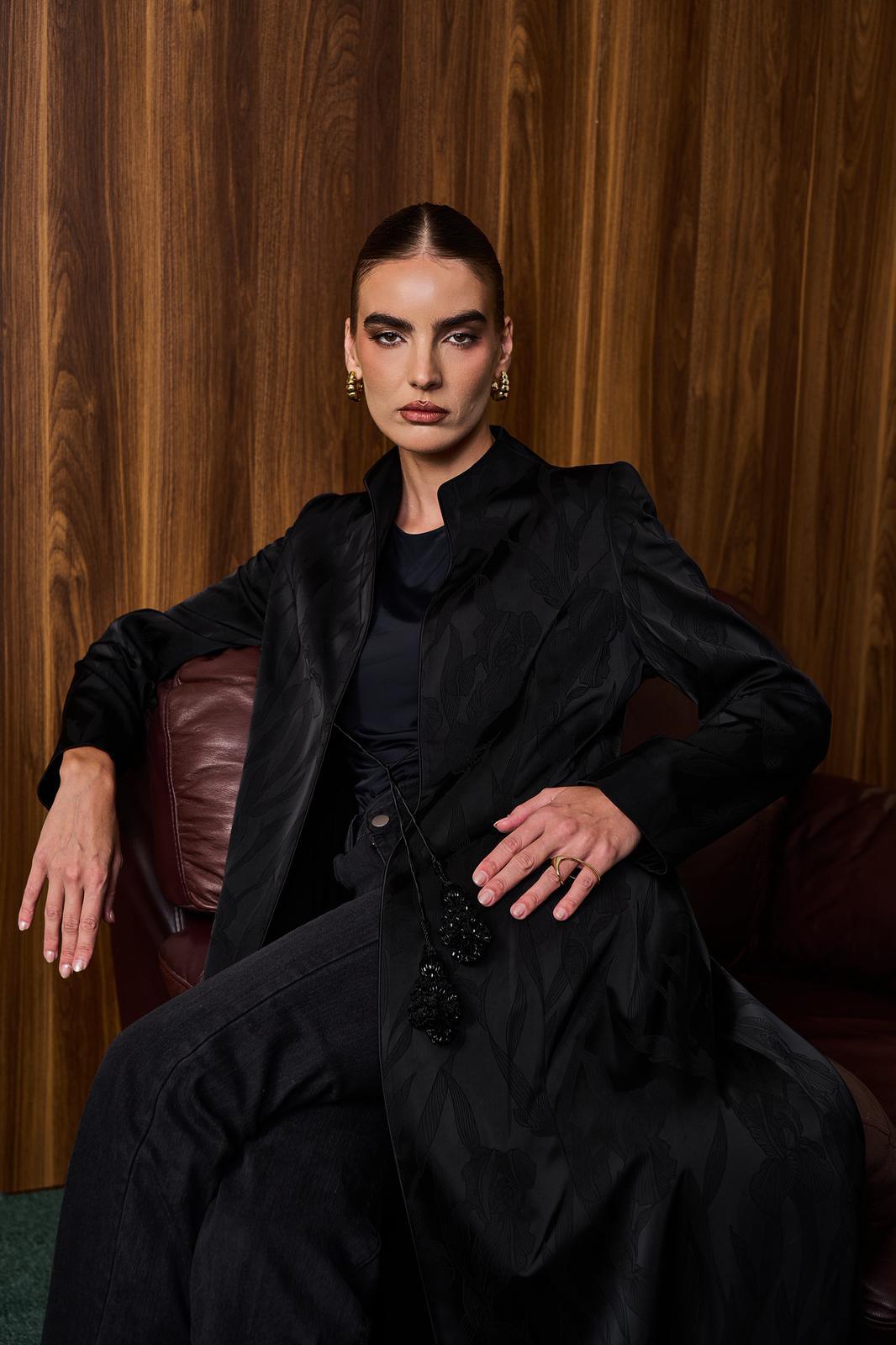 Noir Fleur - Mozah design (1) Noir Fleur Abaya - Mozah design Qatar