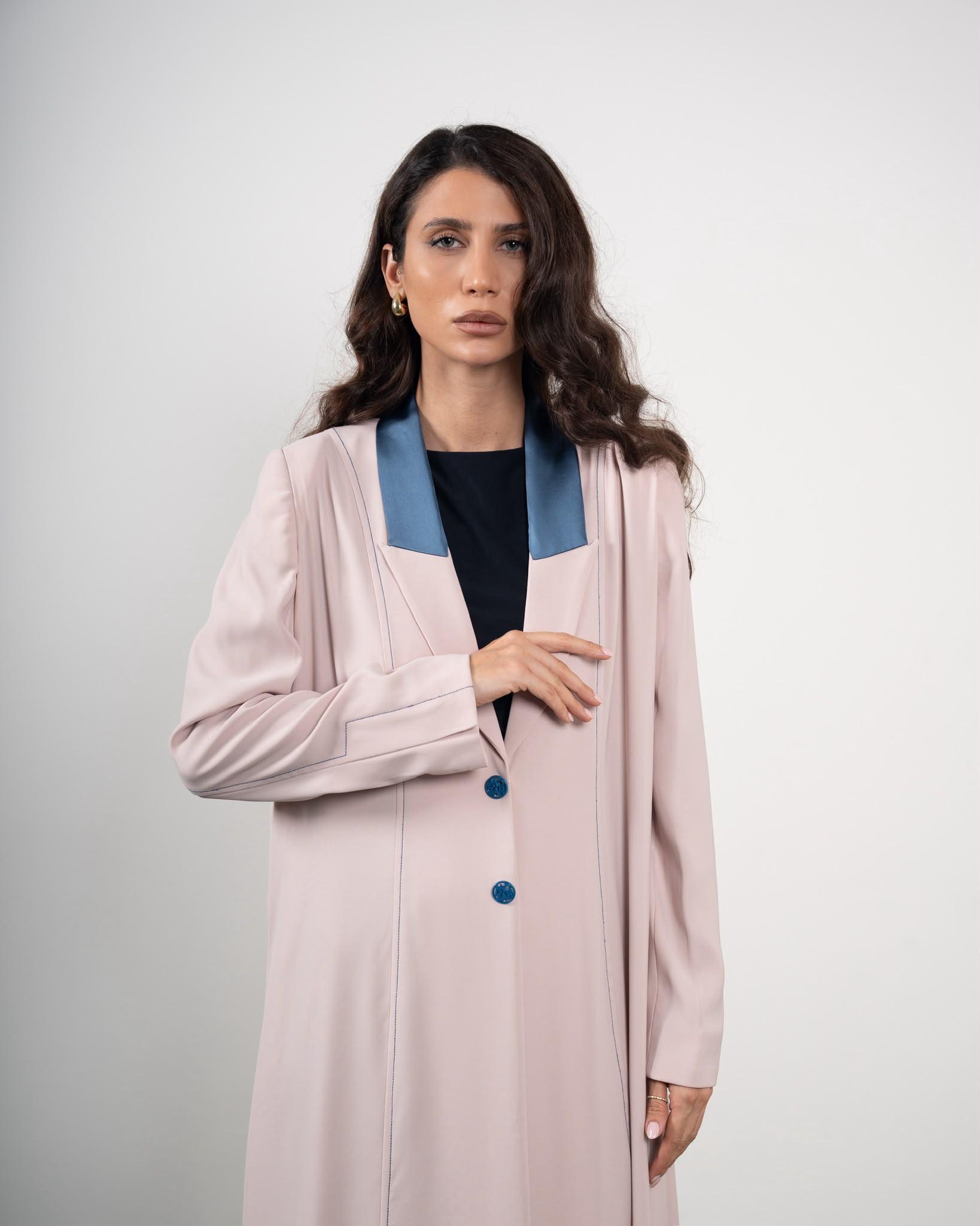NOIR ACCENT - beige - Mozah Design Abaya -Qatar (1)